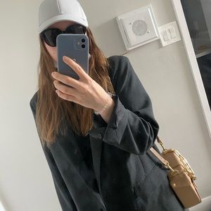 Meet your Posher, Cashel